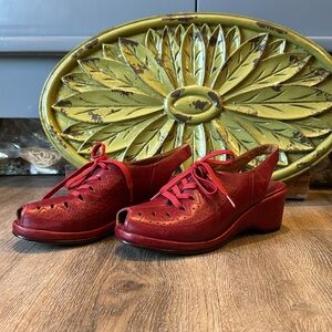 Re-Mix Vintage Shoes Greta 1940s Retro Slingback Wedge Sandal in Red